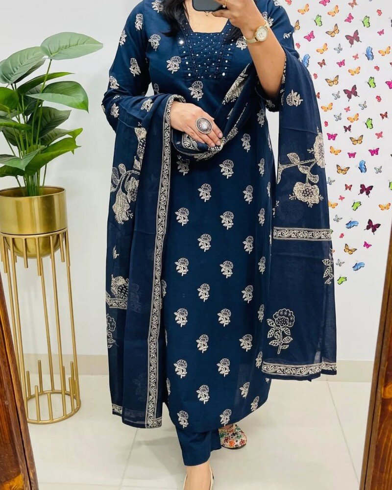 Beautiful Blue cotton Printed 3Piece Kurta set Readymade