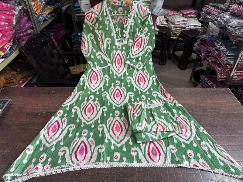 Beautiful Green A-Line Printed Kurta with Pant Set  Readymade - Image 4