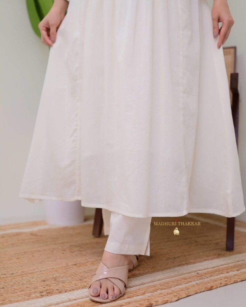 Party/wedding Wear White Georgette Anarkali Dress - Image 6