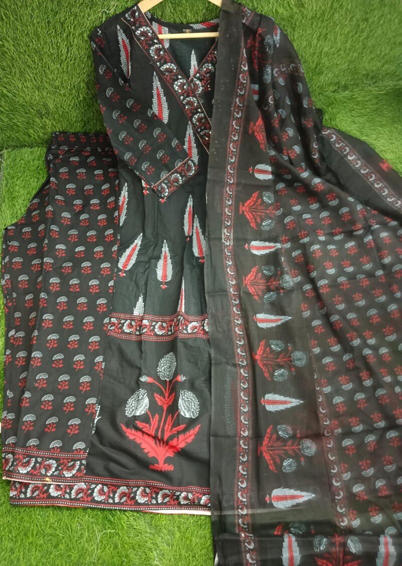 Beautiful Black Cotton Anarkali Kurta With Block Print - Image 7