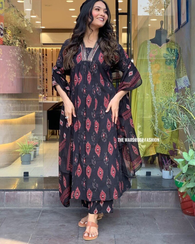 Beautiful Black Cotton Anarkali Kurti With Pant Suit Readymade - Image 5