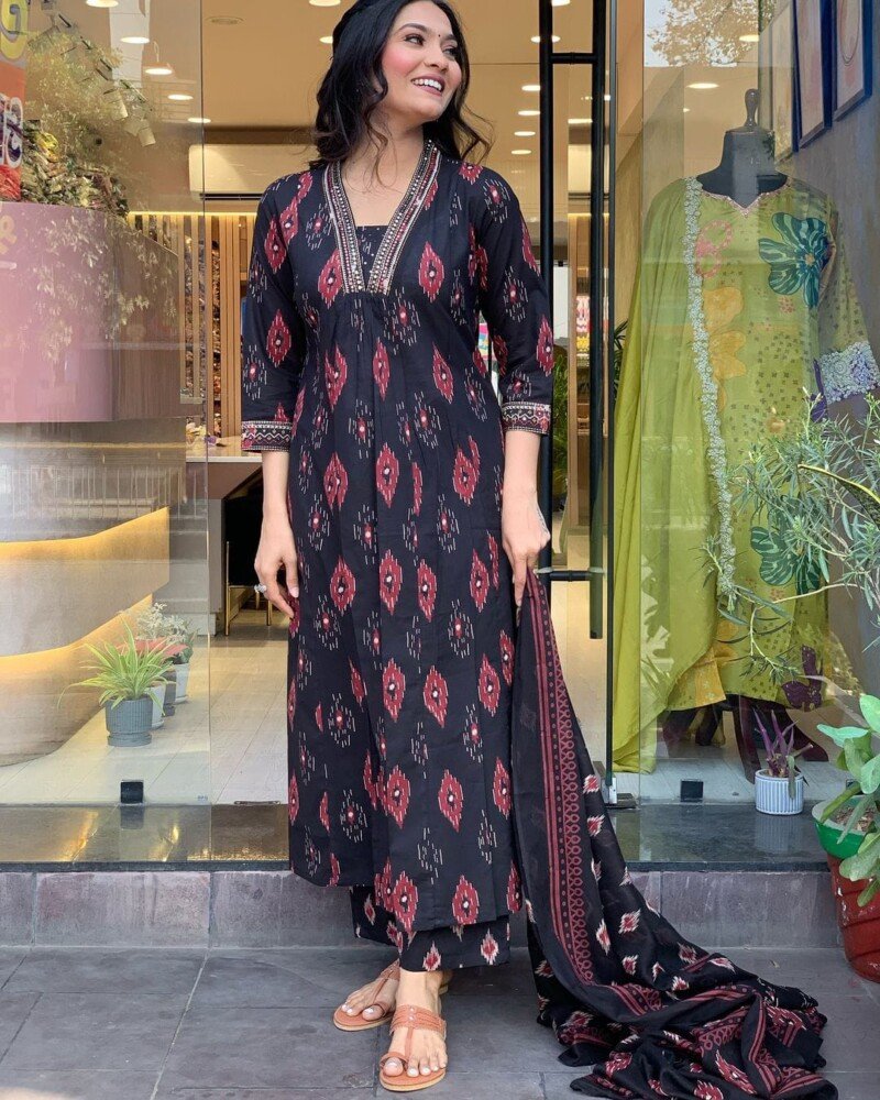 Beautiful Black Cotton Anarkali Kurti With Pant Suit Readymade - Image 3