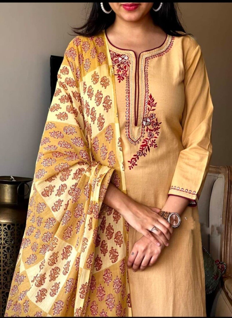 Beautiful  Cotton Embroidered Kurta For Women And Girls - Image 5