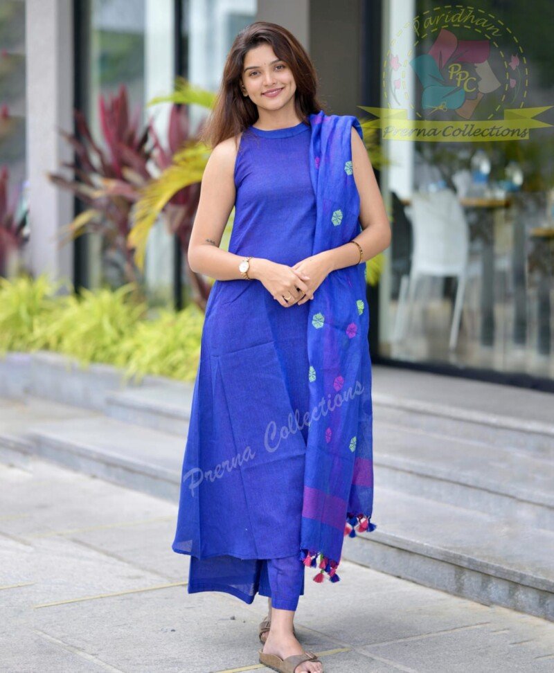 Wedding/Party Wear Pure Cotton Sleeveless Anarkali 3P. Suit - Image 6