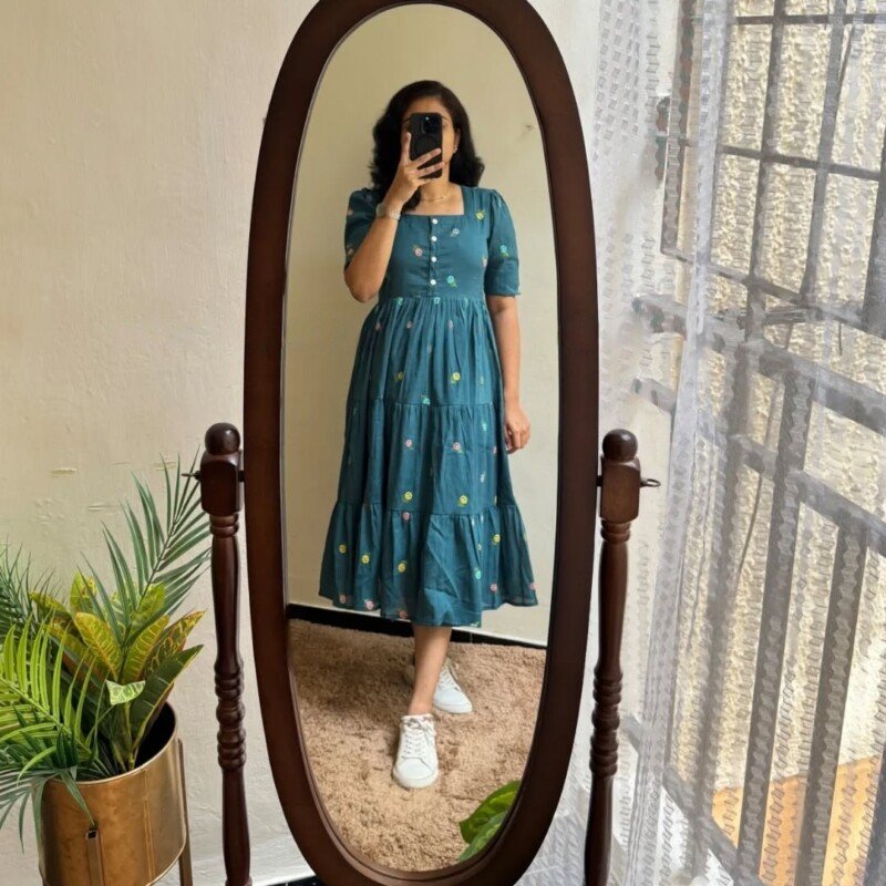 Beautiful Green Cotton Embroidered Short Anarkali Suit - Image 2