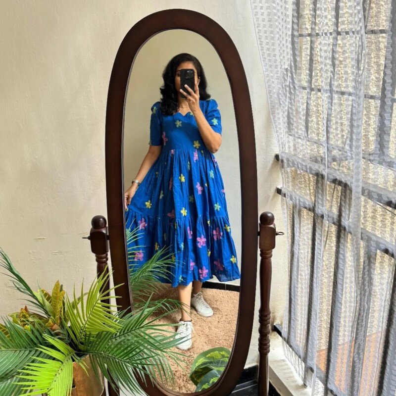 Beautiful Blue Embroidered Cotton Short Anarkali Kurta - Image 4