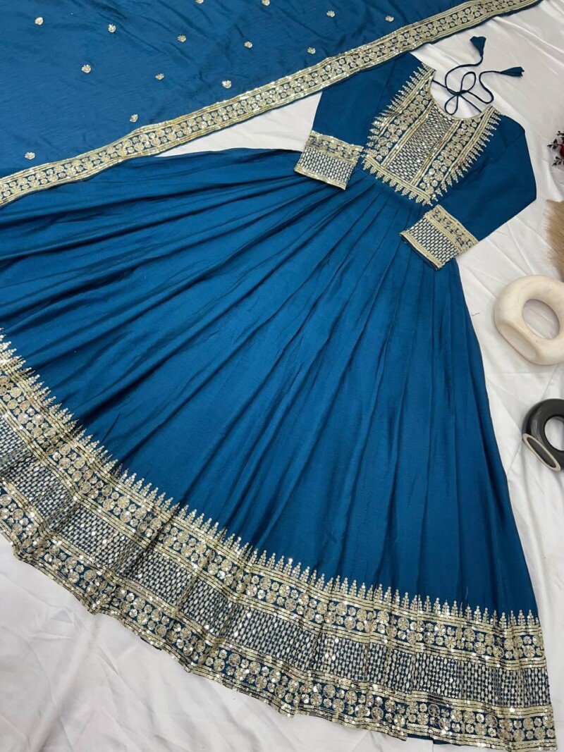 Party/Wedding wear Chinnon Embroidered Anarkali Suit - Image 8