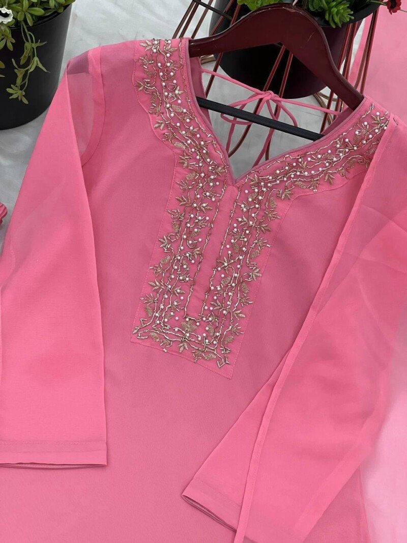 Indian Traditional All Occasion Wear Pink Georgette 3Piece Suit - Image 4