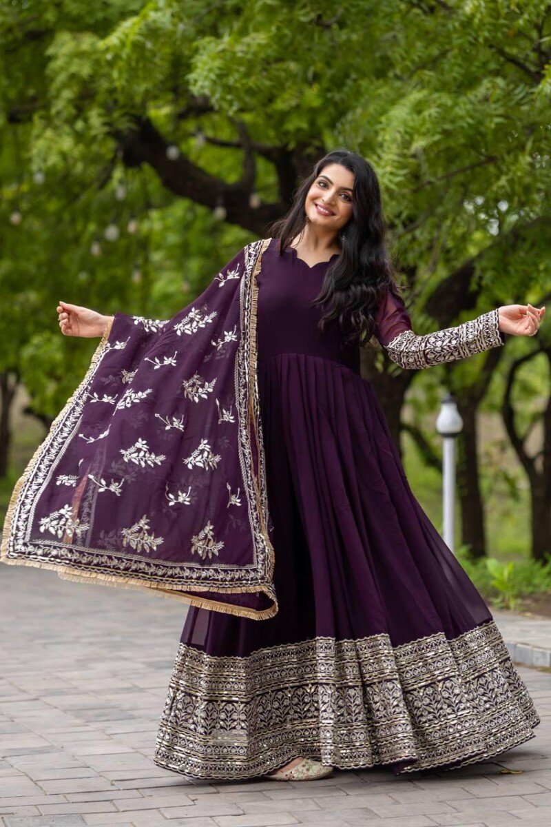 Party/Wedding Wear Georgette Anarkali 3 Piece  Suit Fully Stitched