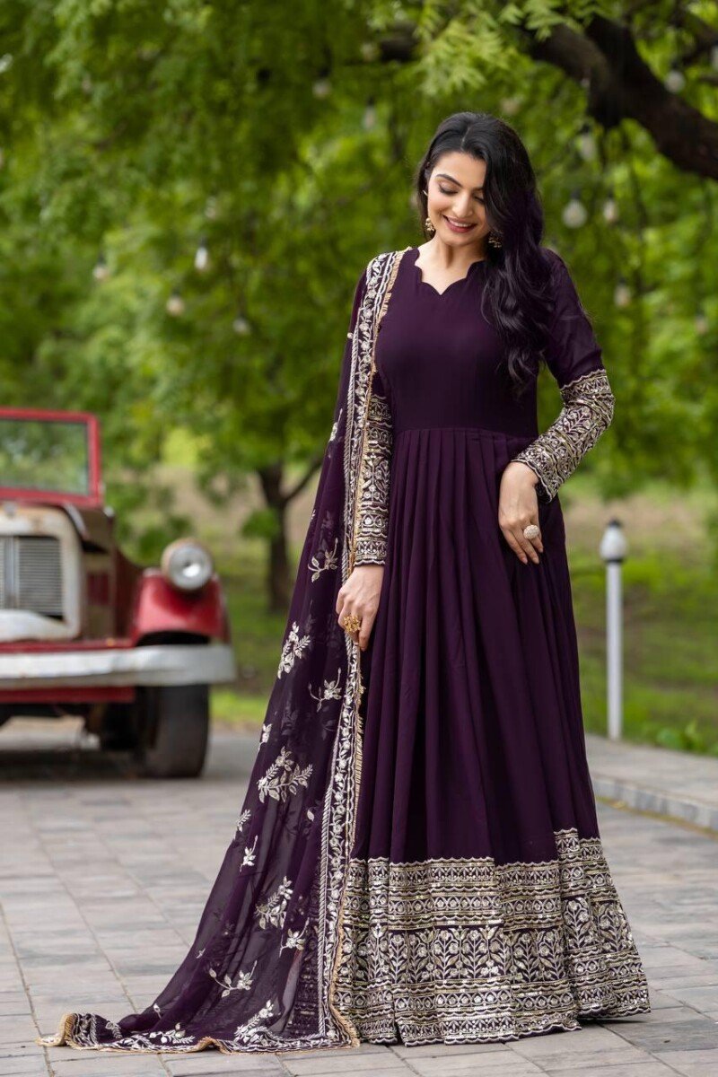 Party/Wedding Wear Georgette Anarkali 3 Piece  Suit Fully Stitched - Image 3