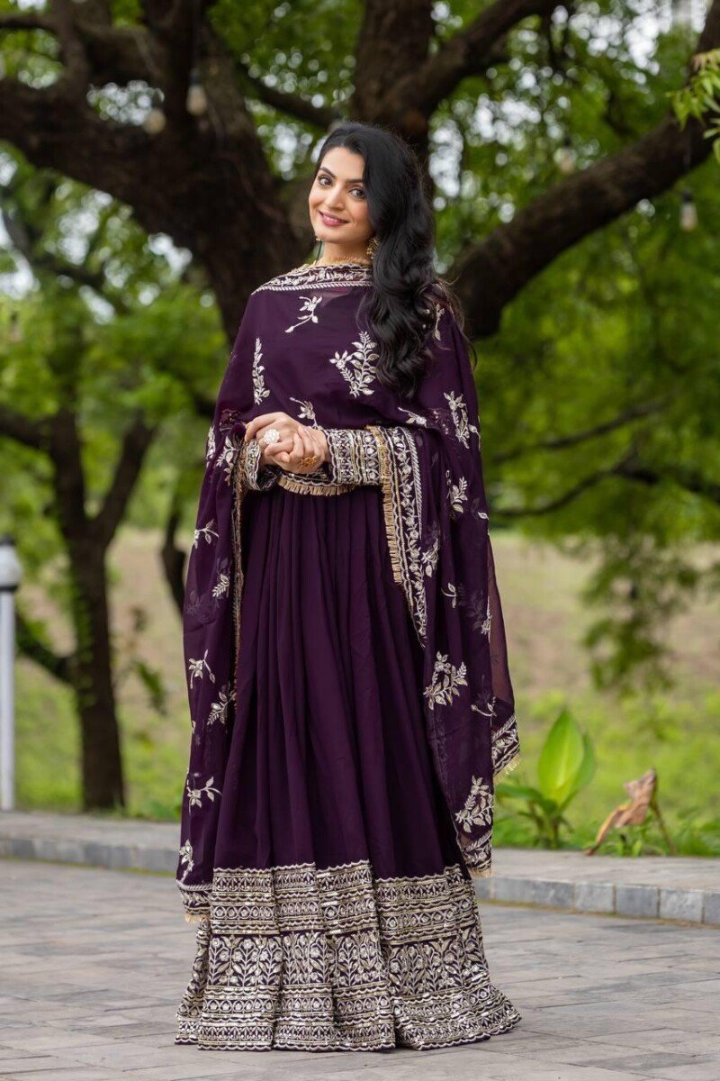 Party/Wedding Wear Georgette Anarkali 3 Piece  Suit Fully Stitched - Image 2